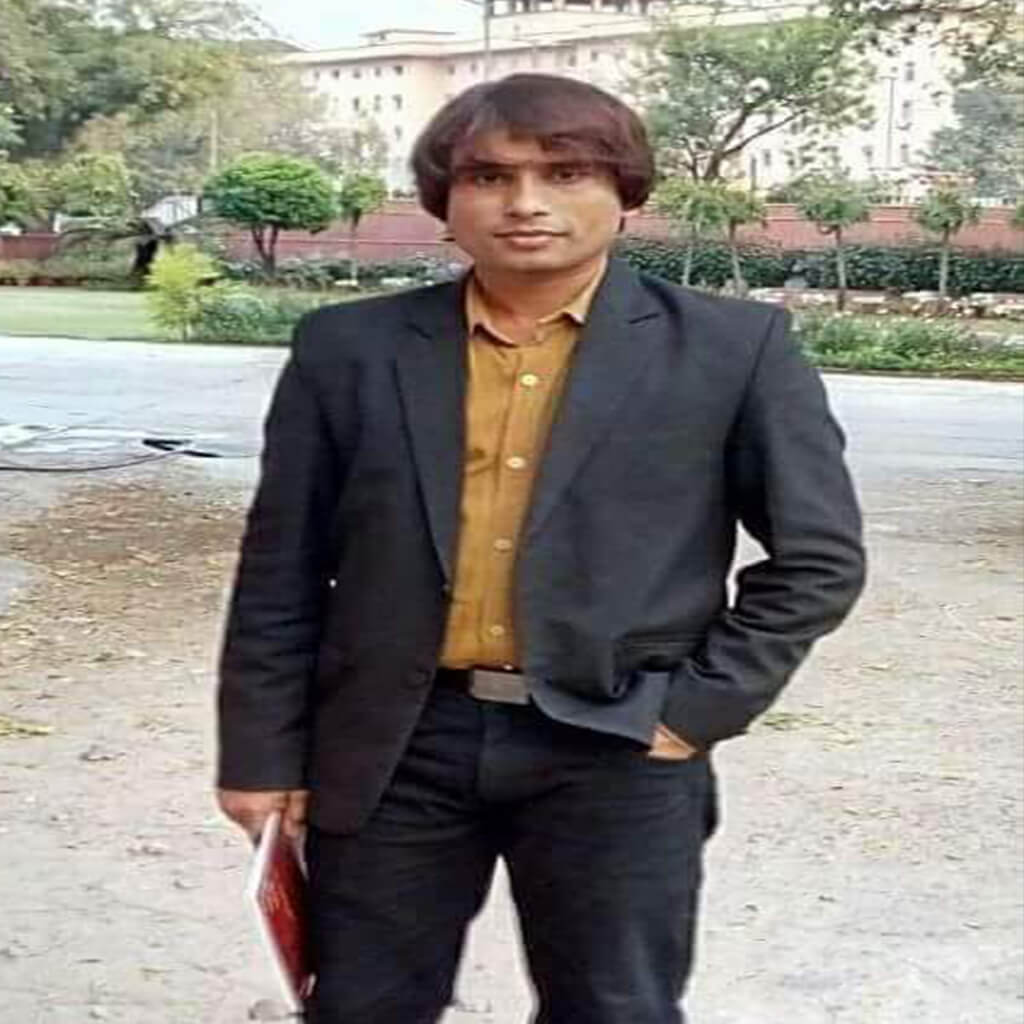 Sandeep Kumar - Realistic Art & Oil Painting Faculty at Shankar's Academy of Art
